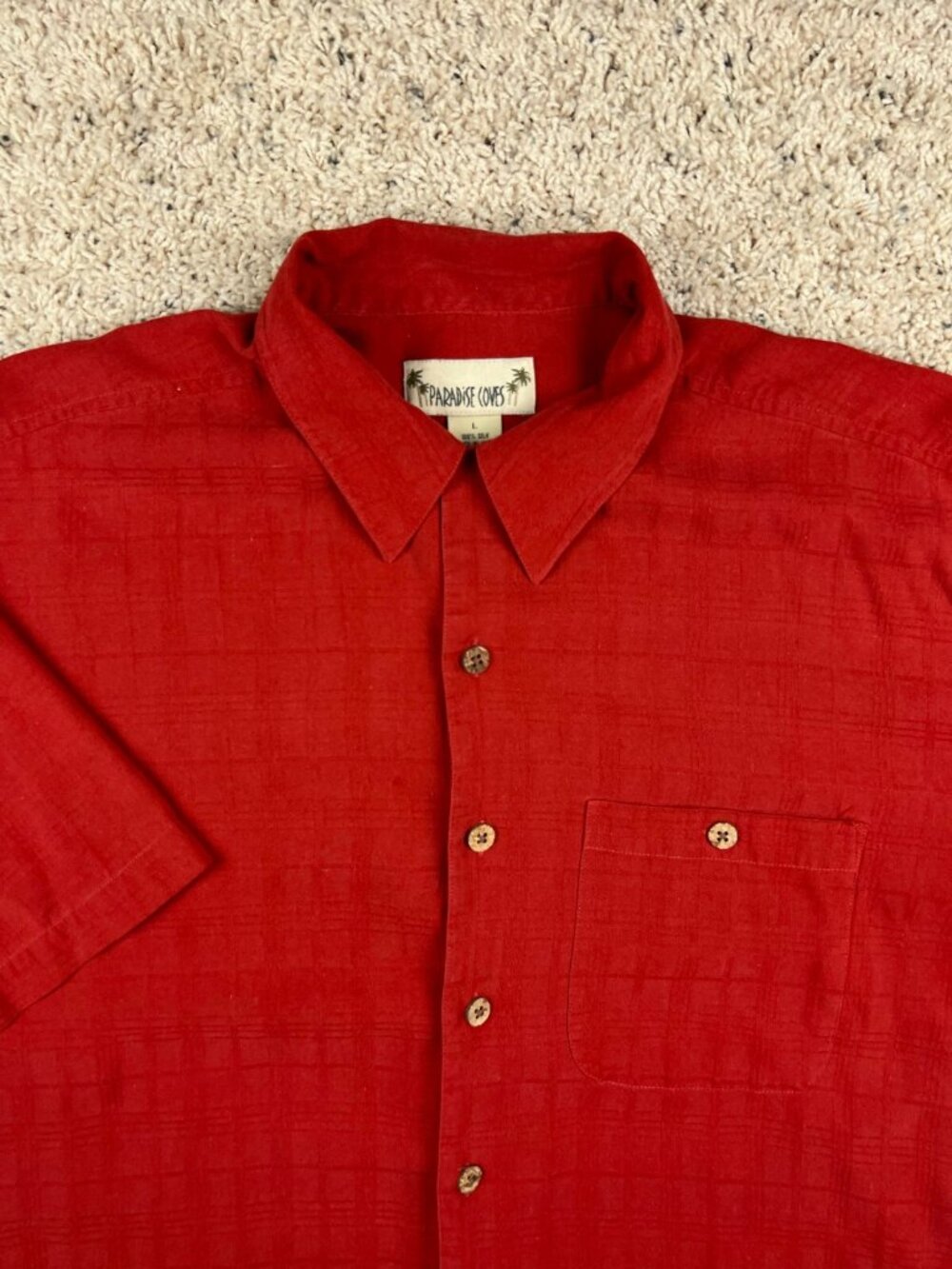 Paradise Coves Mens Red All Silk Short Sleeve Hawaiian Shirt Size Large Buttons